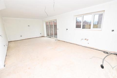 4 bedroom detached house for sale, Fieldhead Road, Laceby, Grimsby DN37