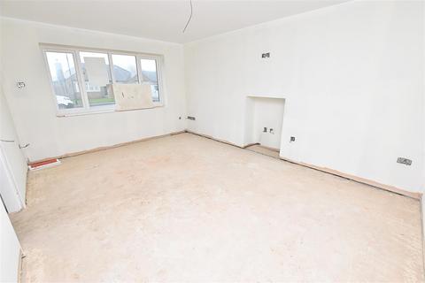 4 bedroom detached house for sale, Fieldhead Road, Laceby, Grimsby DN37