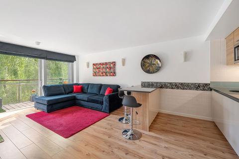 2 bedroom flat for sale, West Parkside, London SE10