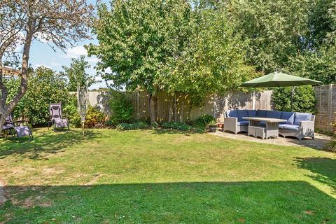 9 Avon Close, Bognor Regis, PO22 6BX