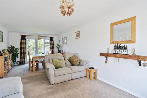 9 Avon Close, Bognor Regis, PO22 6BX