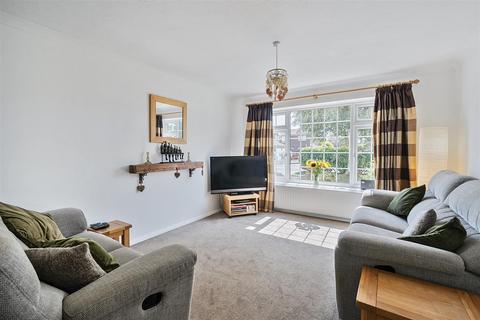 9 Avon Close, Bognor Regis, PO22 6BX