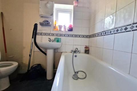 undefined, Dersingham Avenue, London, ., E12 6JX