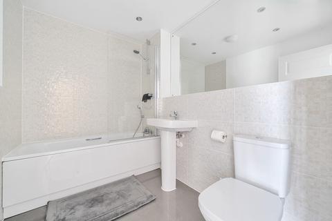 109 Fullbrook Avenue, Spencers Wood, Reading, RG7 1FE