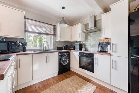 50 Ashley Downs, Lowestoft, NR32 4ET