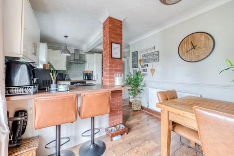 50 Ashley Downs, Lowestoft, NR32 4ET