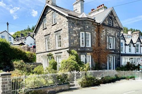 6 bedroom house for sale, Trefriw