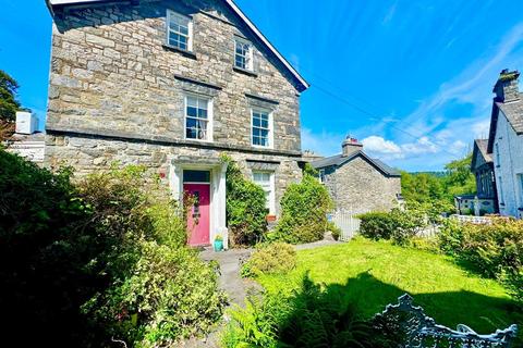 6 bedroom house for sale, Trefriw