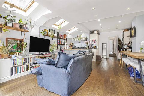 2 bedroom apartment for sale, Elspeth Road, London, SW11
