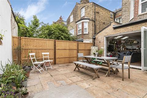 2 bedroom apartment for sale, Elspeth Road, London, SW11