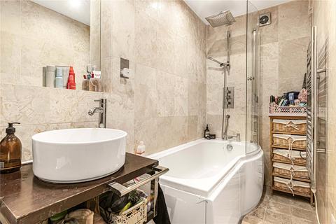 2 bedroom apartment for sale, Elspeth Road, London, SW11