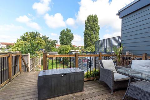 51 Howard Avenue, Bexley, DA5 3BB