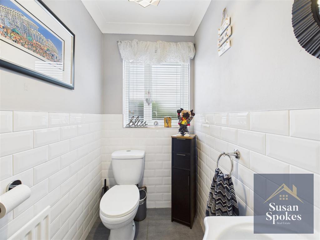 CAM01858 G0-PR0154-STILL020.jpg