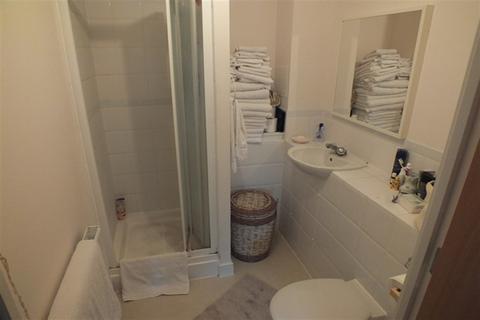 undefined, Coombe Way, Farnborough GU14
