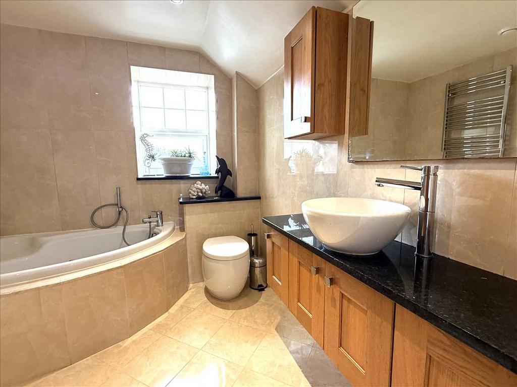 Family bathroom