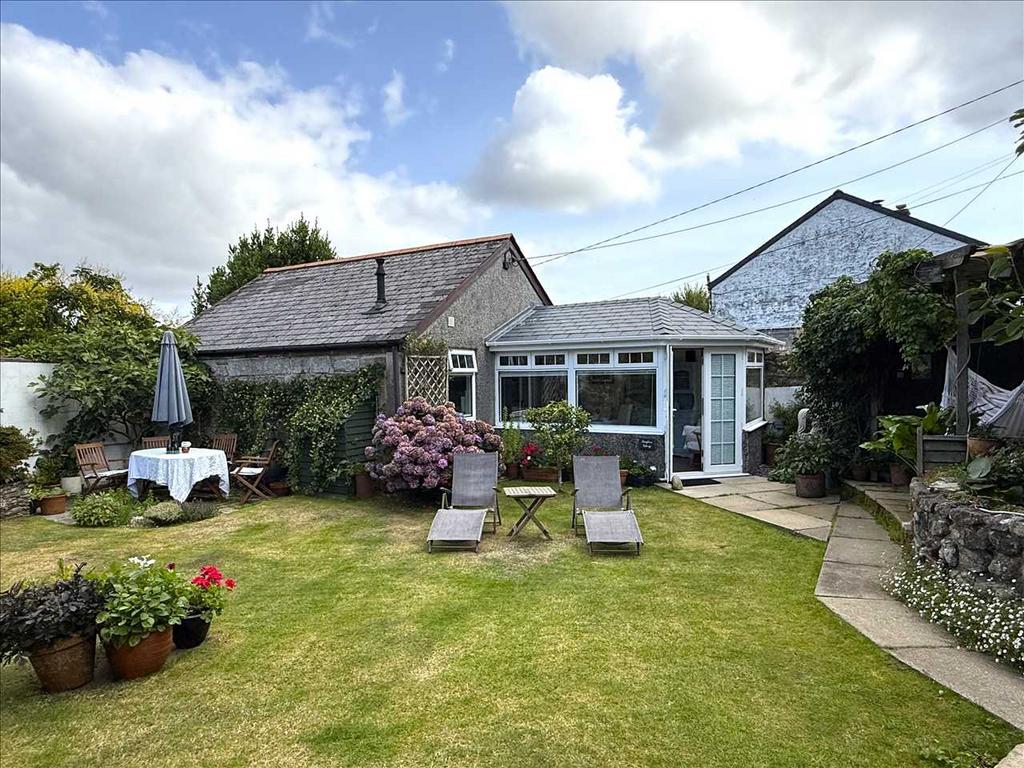 Detached annexe