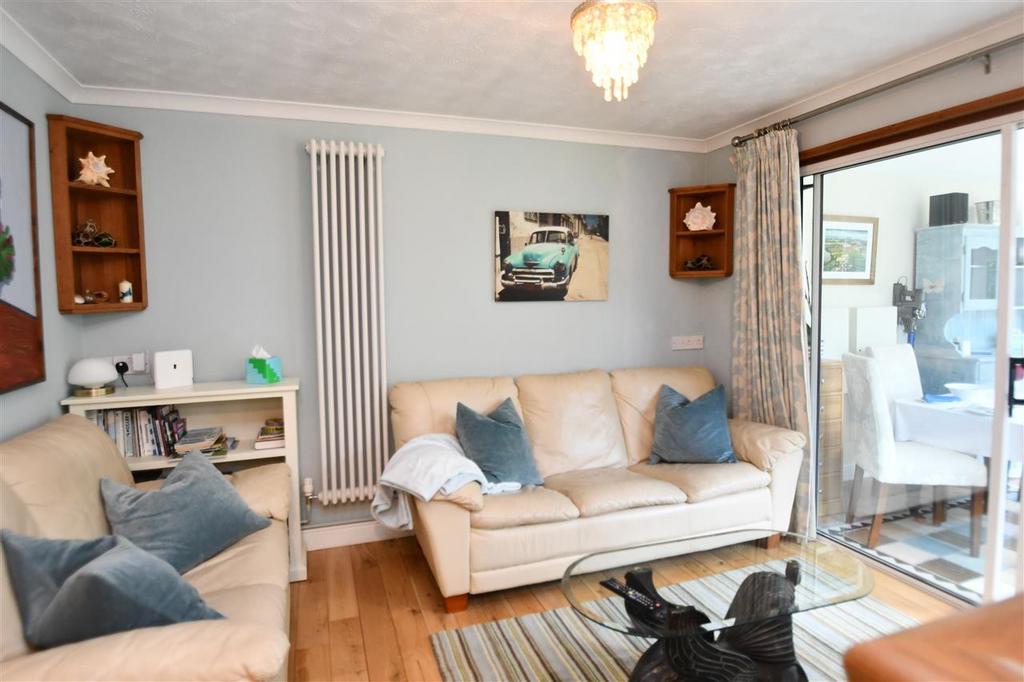 Sitting room/kitchen