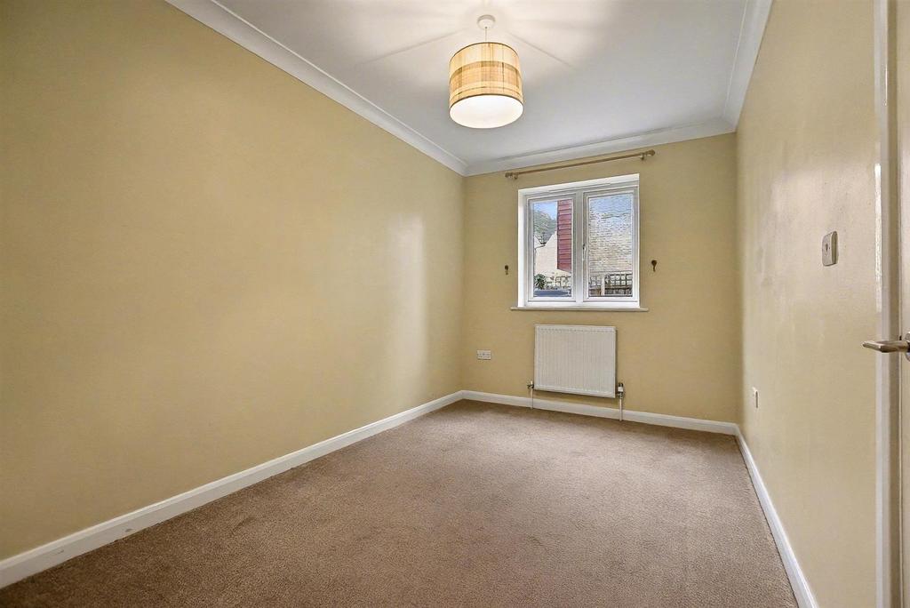 Bedroom 2.jpg