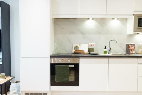 Studio to rent, Apt 307, Churchill House Residence, 17 Wellington Street LS1