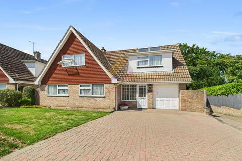 4 bedroom detached house for sale, Marlowe Way, Colchester CO3