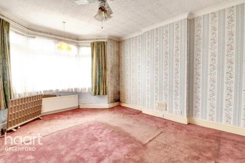 3 bedroom semi-detached house for sale, Greenford Road, Greenford