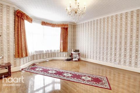 undefined, Greenford Road, Greenford