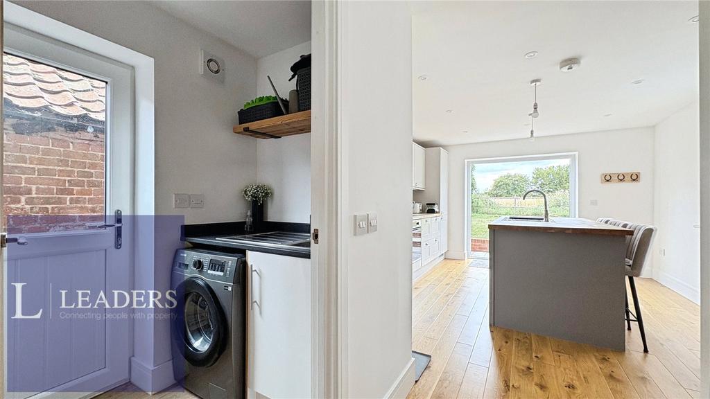 Utility &amp; Kitchen