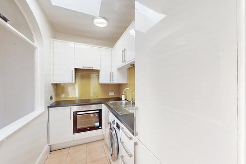 1 bedroom apartment for sale, Clive Court, Maida Vale, London, W9