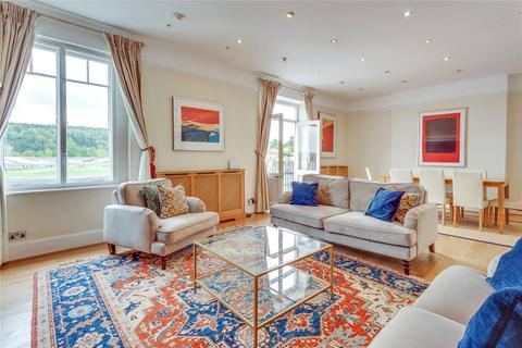 4 bedroom apartment to rent, Thameside, Henley-on-Thames RG9