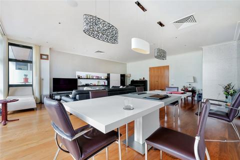 3 bedroom apartment to rent, South Quay Square, London, E14