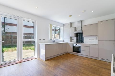 undefined, Reynard Way, Brentford, TW8
