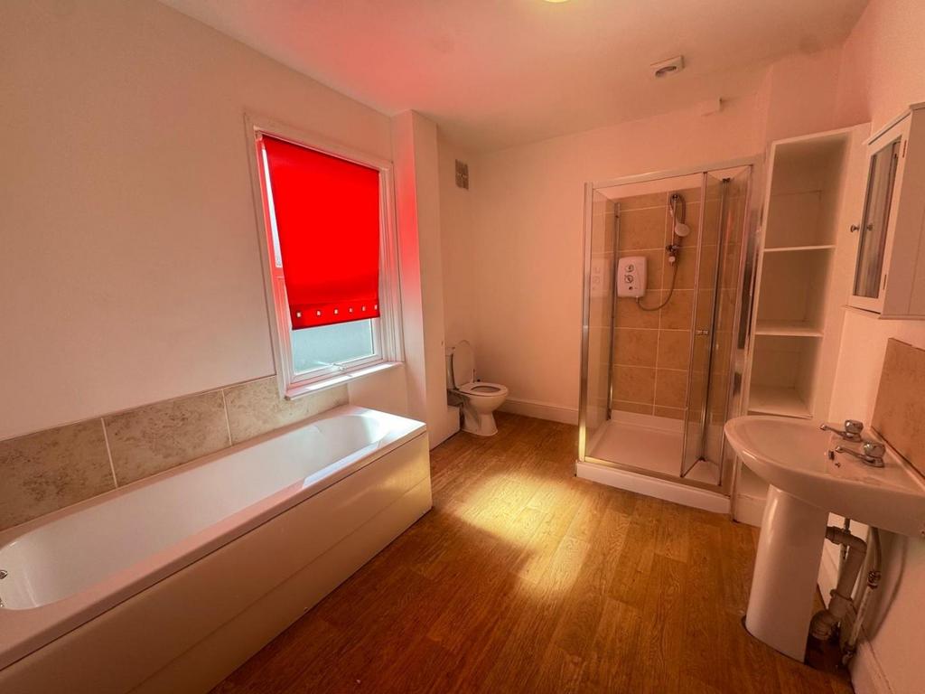 Bathroom.jpeg