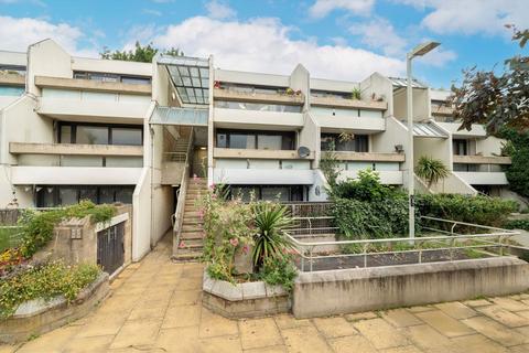 undefined, Sandstone Place, London N19