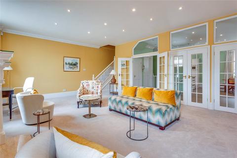 2 bedroom apartment to rent, Thameside, Henley-on-Thames RG9