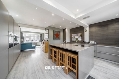 69 Cecil Avenue, Hornchurch, RM11 2NA