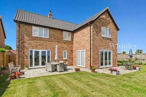 4 bedroom detached house for sale, The Green, North Lopham, Diss