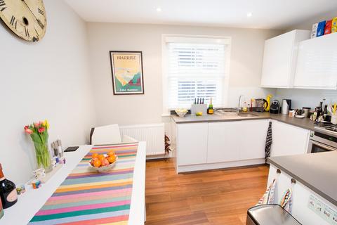 1 bedroom flat for sale, Dancer Road, Fulham, London