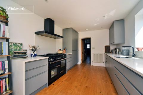 27 Hampton Road, Worcester Park, KT4 8EU