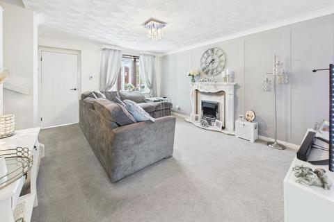 25 Dunmail Close, Astley, Manchester, M29 7JN