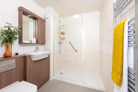 1 bedroom flat for sale, Colebrooke Lodge, Prices Lane, Reigate, Surrey