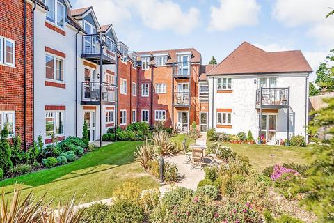 1 bedroom flat for sale, Colebrooke Lodge, Prices Lane, Reigate, Surrey