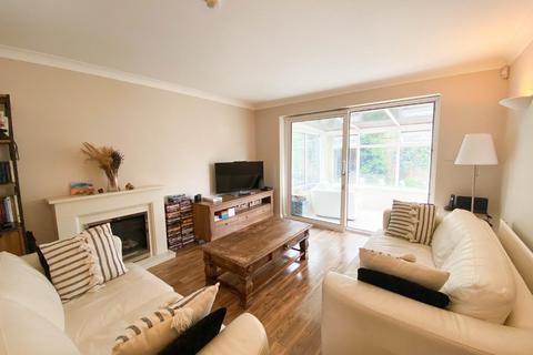 19a Church Close, Whittlesford, Cambridge, CB22 4NY