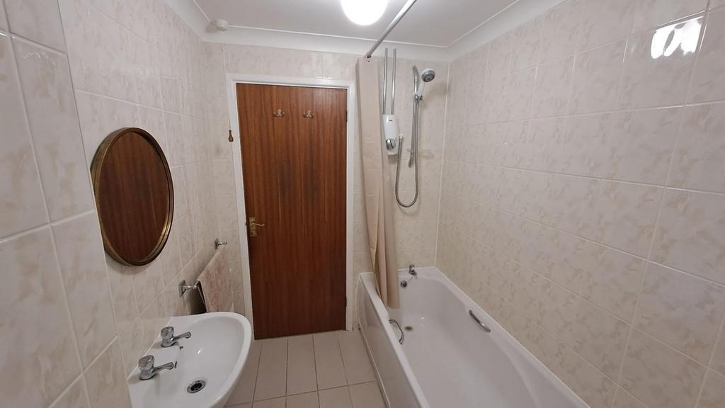 Bathroom  - vendor photo.jpg