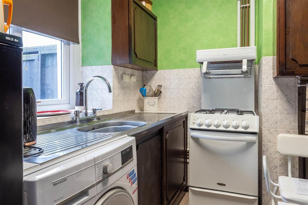 Kitchen/Dining