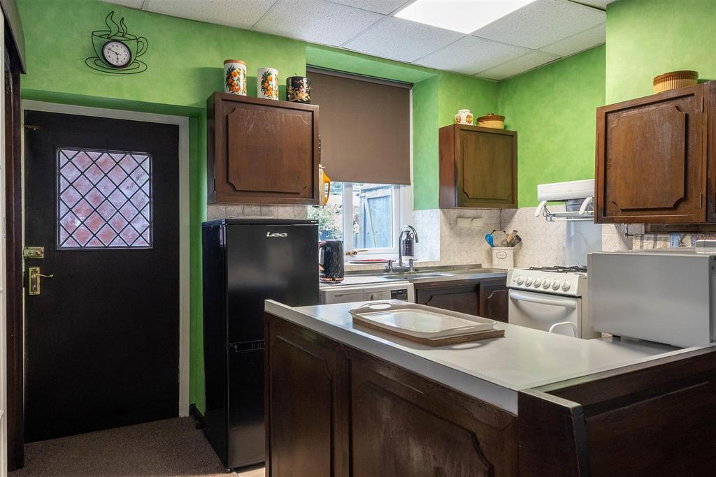 Kitchen/Dining