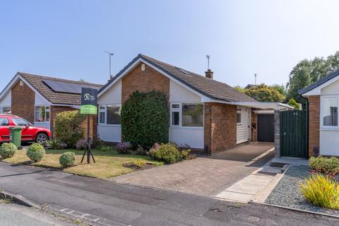 3 bedroom detached bungalow for sale - Valley Way, Knutsford, WA16
