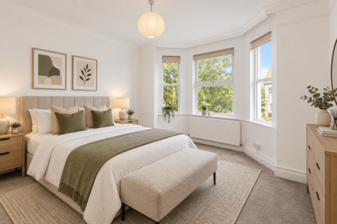 1 bedroom in a house share to rent, Brownlow Road, Bounds Green, London, N11