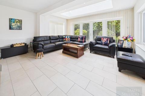 5 bedroom detached house for sale, Dalby Avenue, Bushby, Leicestershire