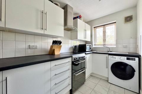 undefined, Freemans Close, Uffington, SN7