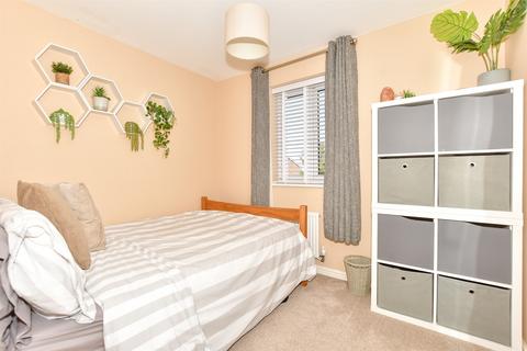 16 Bishop Close, Margate, CT9 4FP